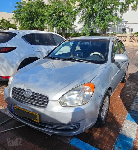 אקסנט i25 GL אוט׳ 1.4 (97 כ״ס)