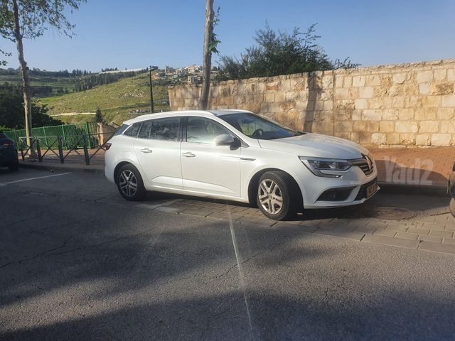 רנו מגאן