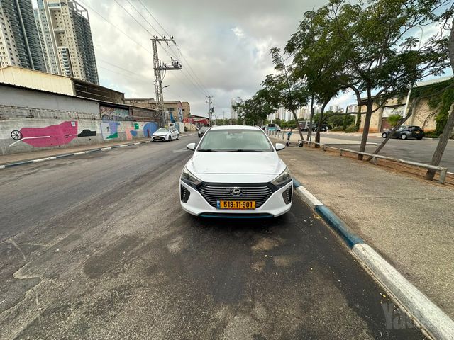 יונדאי איוניק