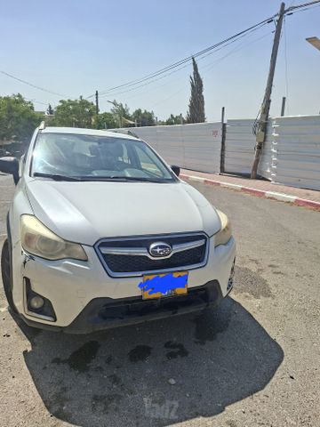 מודעת רכב סובארו XV