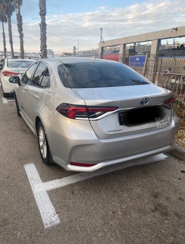 טויוטה קורולה