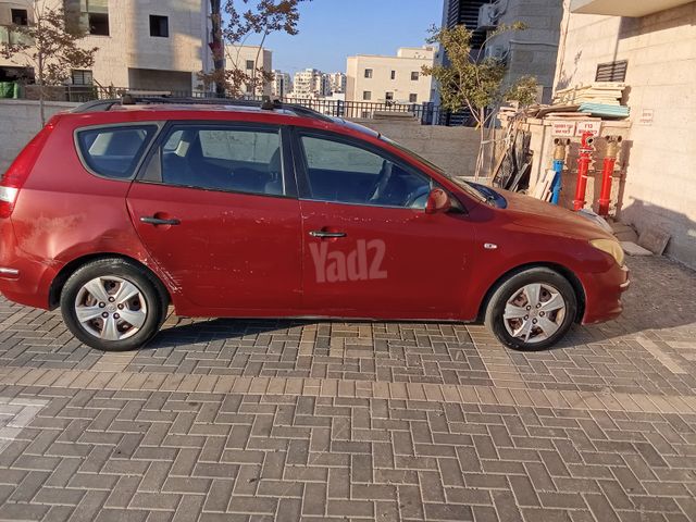 יונדאי i30