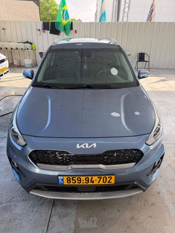 קיה נירו