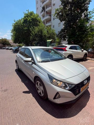 יונדאי i20