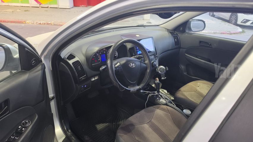 יונדאי i30