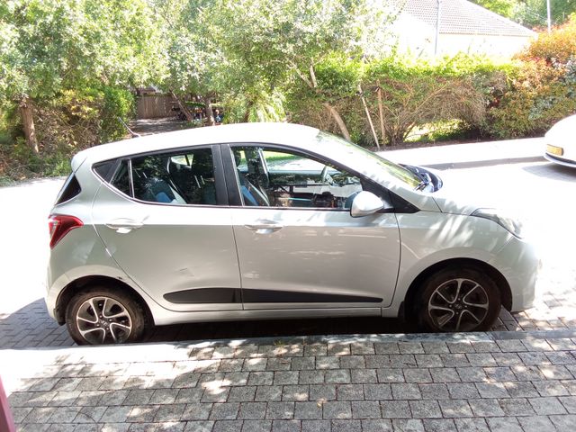 יונדאי i10