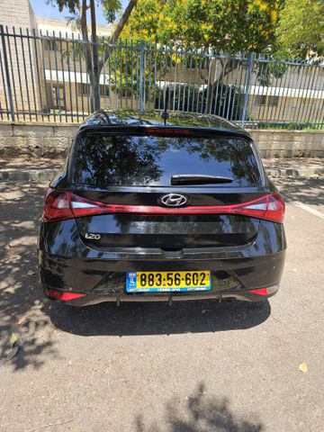 יונדאי i20