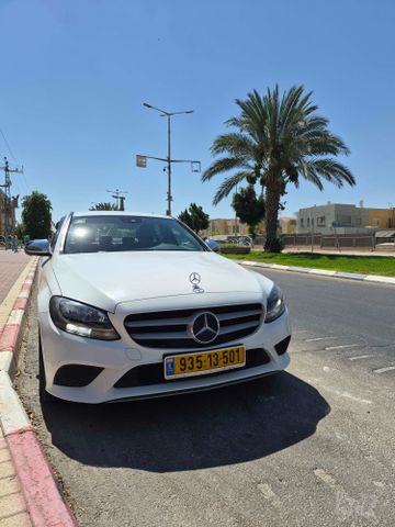 מרצדס-בנץ C-class