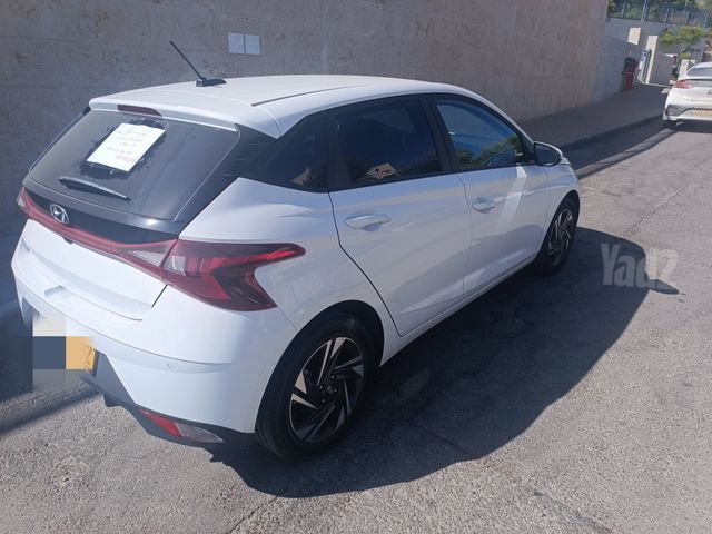 יונדאי i20