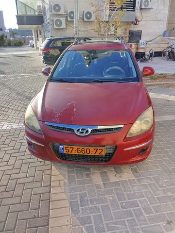 יונדאי i30