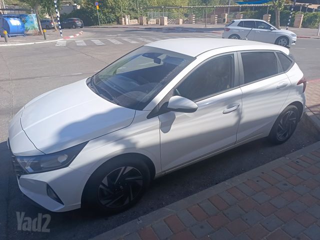 יונדאי i20