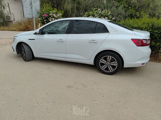 רנו מגאן