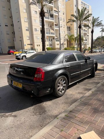 קרייזלר 300