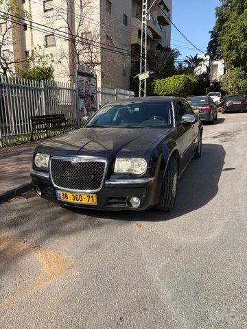 קרייזלר 300