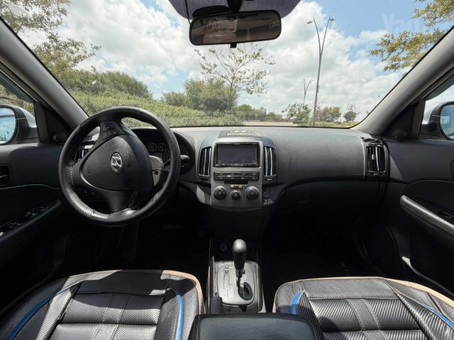 יונדאי i30