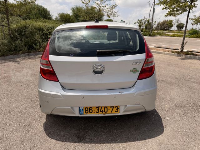 יונדאי i30