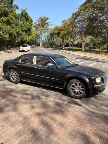 קרייזלר 300