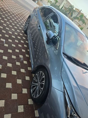 מודעת רכב טויוטה קורולה