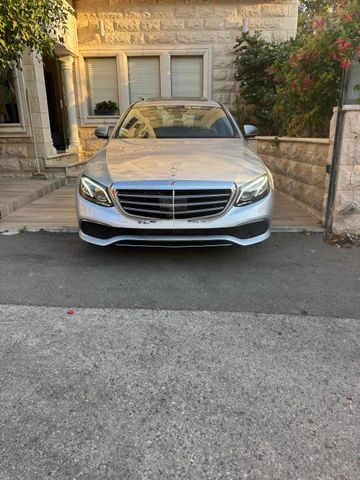 מרצדס-בנץ E-class
