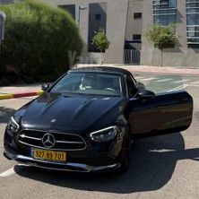 מודעת רכב מרצדס-בנץ E-class