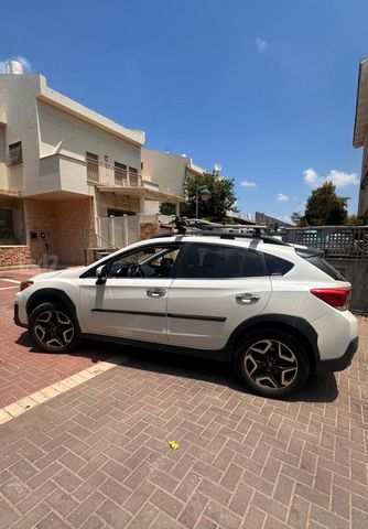 מודעת רכב סובארו XV