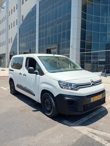 מודעת רכב סיטרואן ברלינגו 