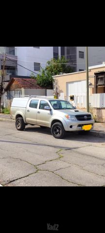 מודעת רכב טויוטה היילקס ויגו