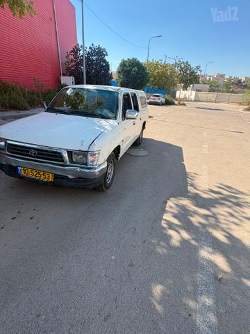 טויוטה היילקס
