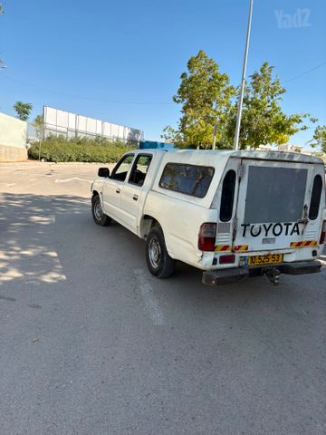 טויוטה היילקס