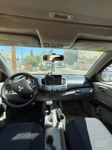 טרייטון / L200 Limited RT אוט׳ 2.5 (167 כ״ס)