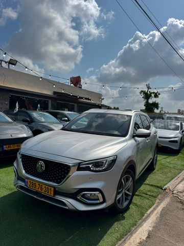 מודעת רכב אם ג'י EHS PHEV
