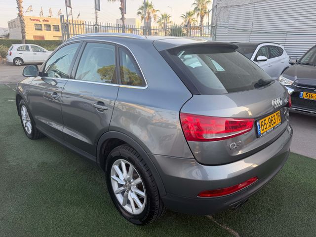 אאודי Q3