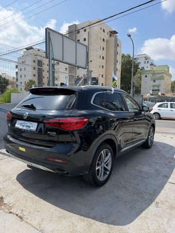אם ג'י EHS PHEV