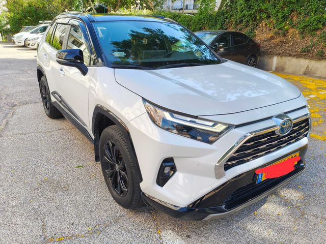 טויוטה RAV4
