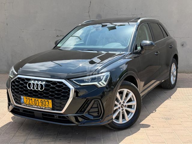 אאודי Q3