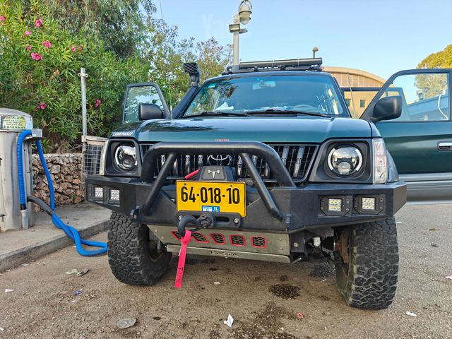 מודעת רכב טויוטה לנד קרוזר