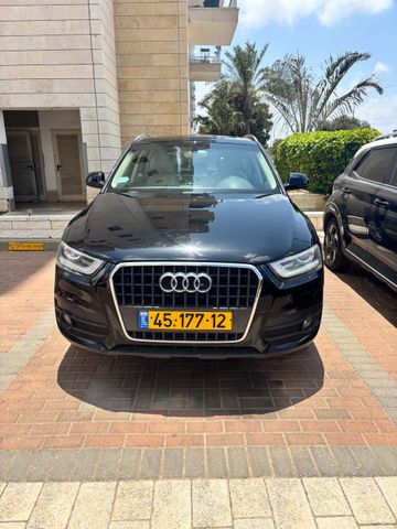 אאודי Q3