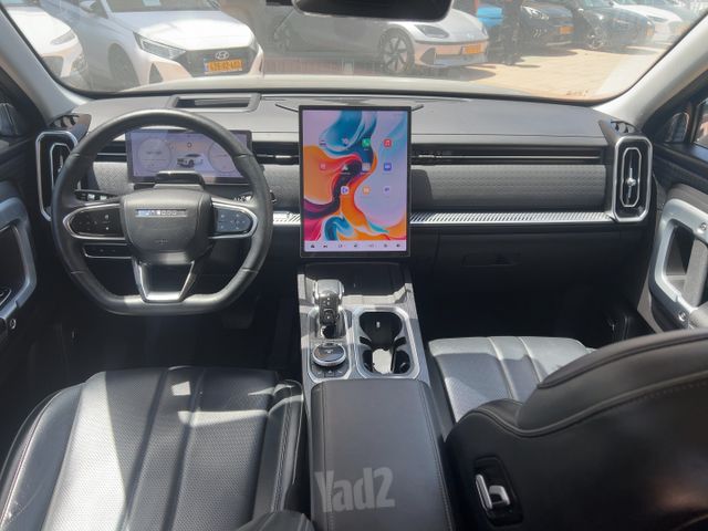 ג'אקו J7
