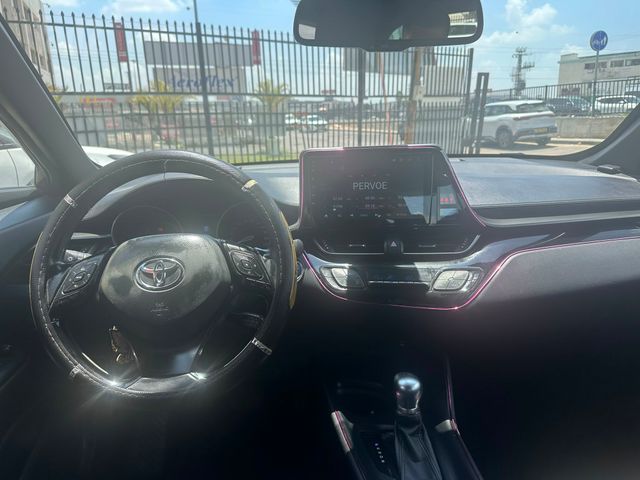 טויוטה C-HR