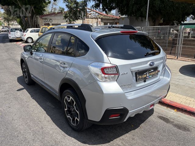 סובארו XV