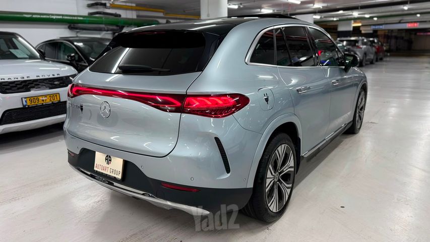 מרצדס-בנץ EQE SUV