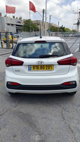יונדאי i20