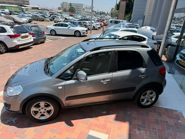 סוזוקי SX4