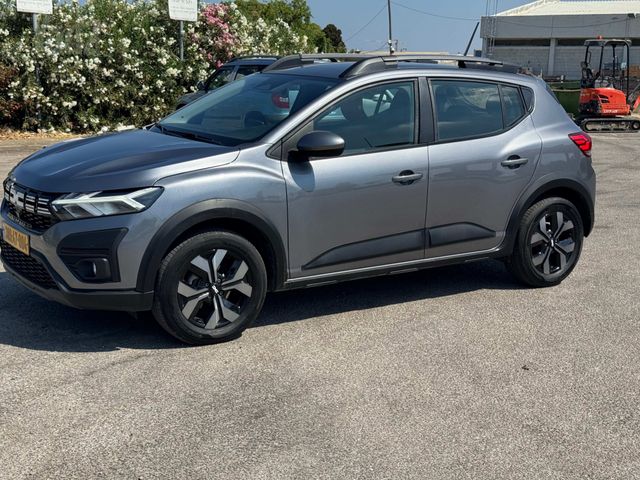סנדרו Stepway Expression אוט׳ 1.0 (91 כ״ס)