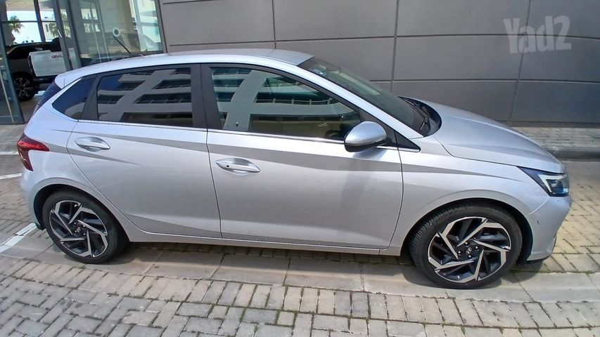 יונדאי i20