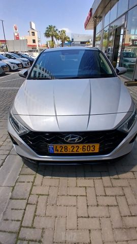 מודעת רכב יונדאי i20