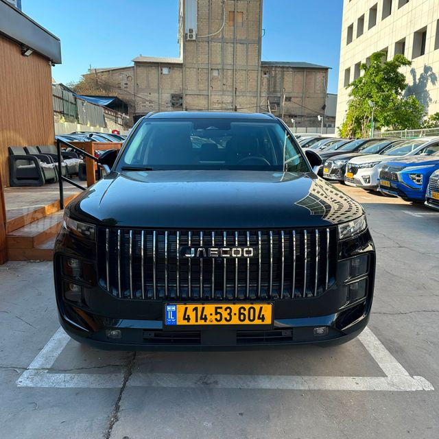 ג'אקו J7