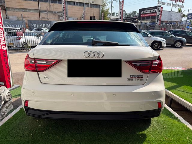 אאודי A1