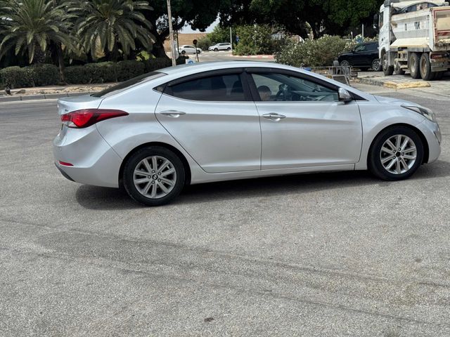 יונדאי I35