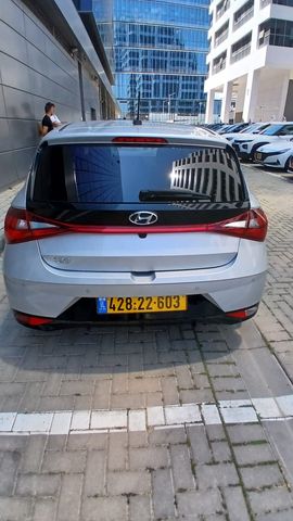 יונדאי i20